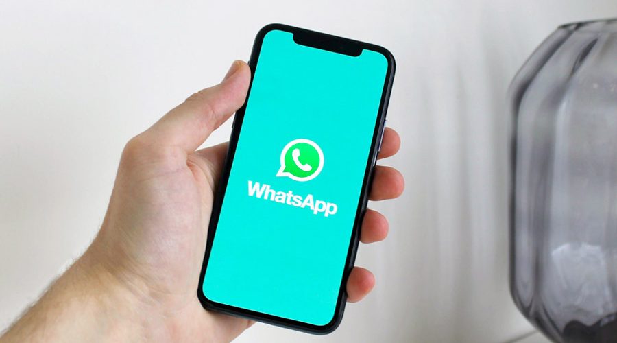 How to make a video call on WhatsApp?